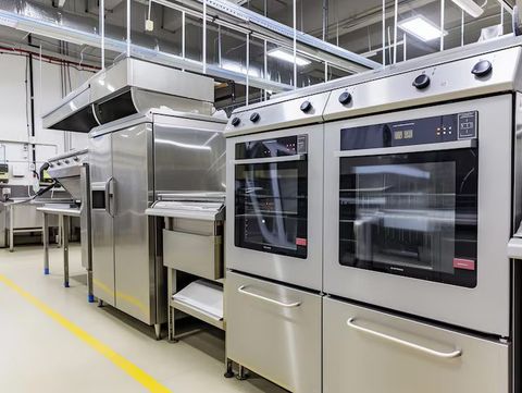 Discover Industrial Cooking Equipment: Essential Facts & Insights